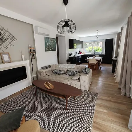 80 M2 Avec Jardin - 50m De La Tiki * Saint-Raphaël